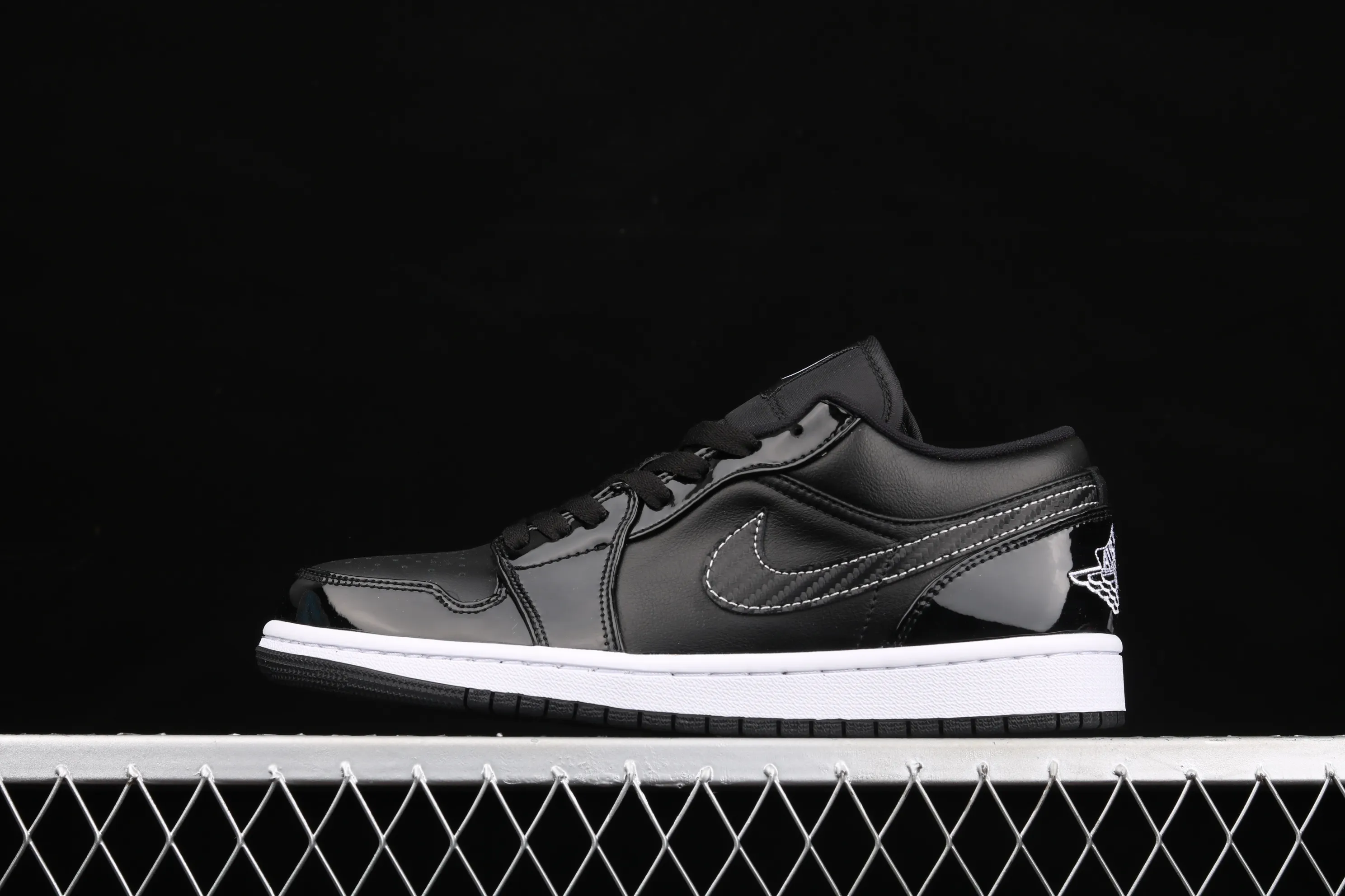 All categories Air Jordan Jordan series basketball shoes Air Jordan 1 Low Air Jordan 1 Low ASW AJ1 Joe 1 low-top All-star patent leather black low-top basketball shoes DD1650-001